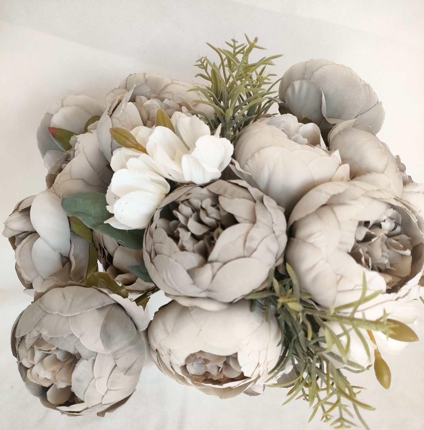 Bouquet Faux flowers- 2 shades