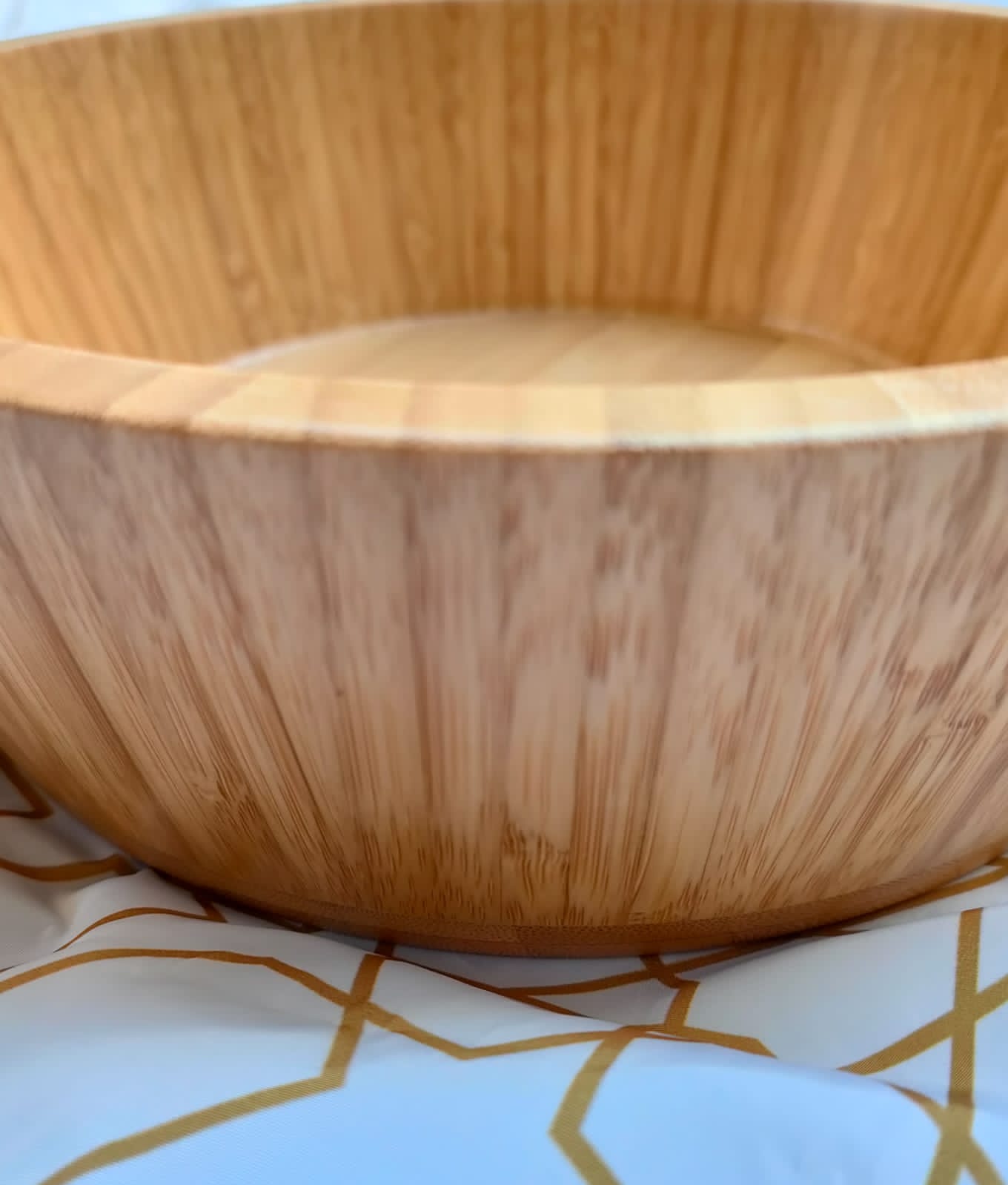 Round wooden Bowl - light shade