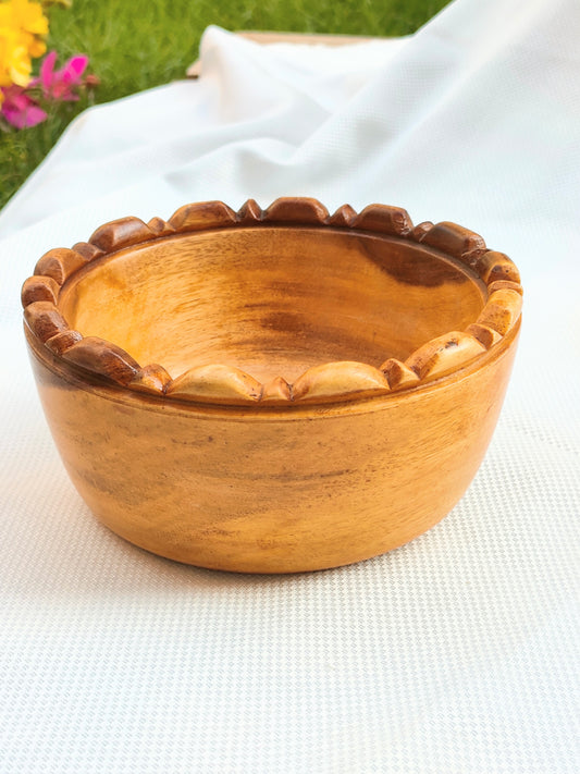 Wood deep plates with edges