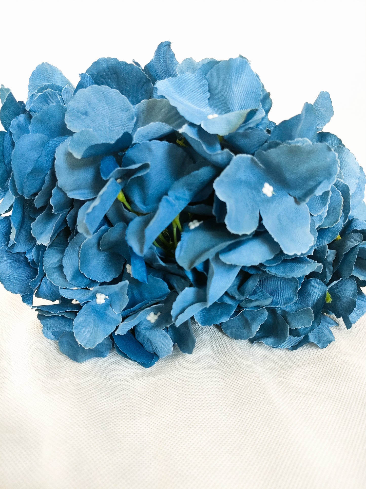 Hydrangea soft ( artificial flowers)