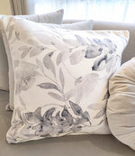 Load image into Gallery viewer, Gray leaves cushion
