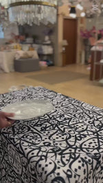 Load and play video in Gallery viewer, مفرش خط عربى اسود
