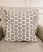 Load image into Gallery viewer, Cushion circles print - 50x50 cm
