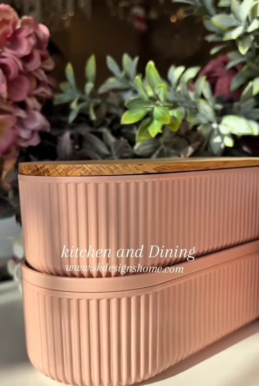 Food Storage Containers/ Twin Set - pink and white