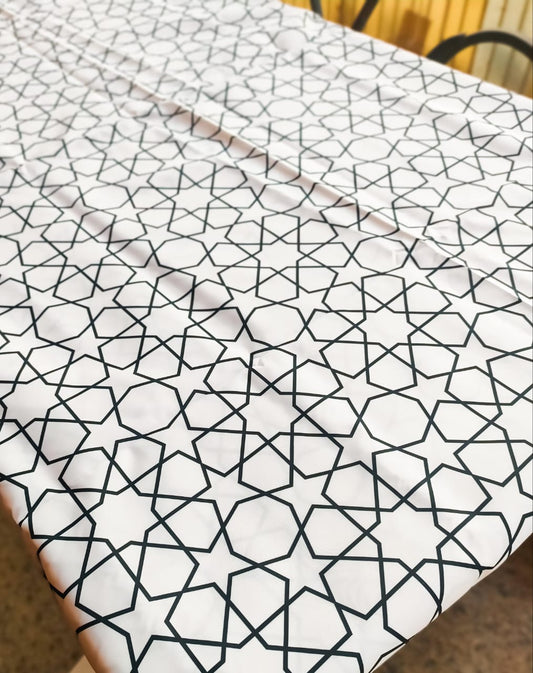 Tablecloth - Waterproof 250×140 cm